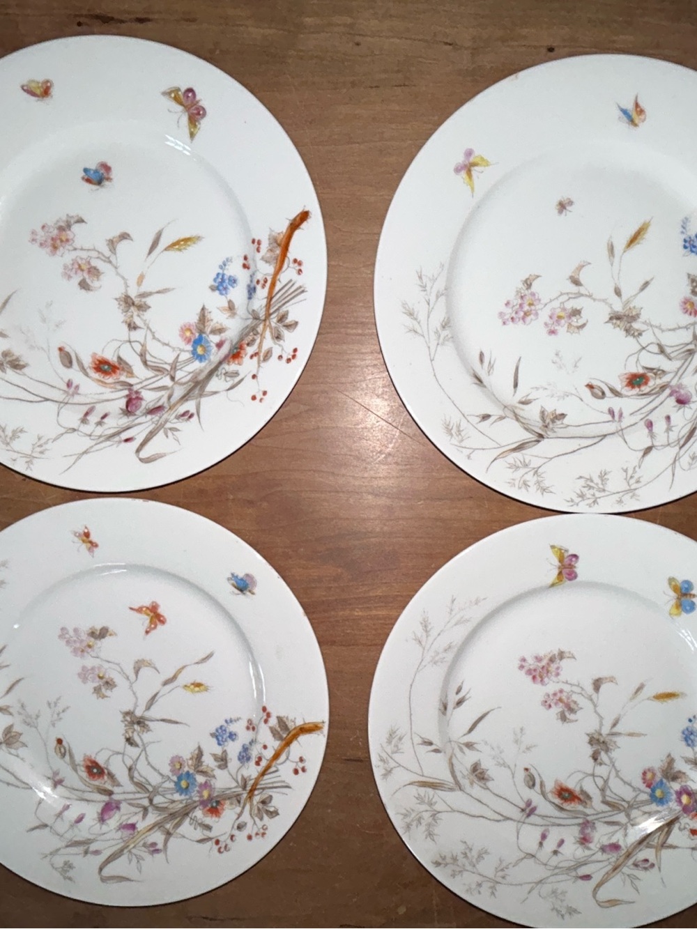 PHL Verona, Vintage White Floral Porcelain Plates - Set of 4